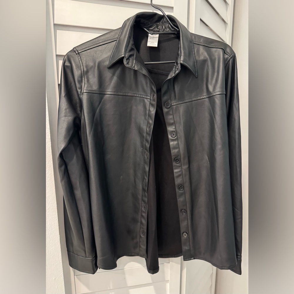 Chic Black Faux Leather Shacket